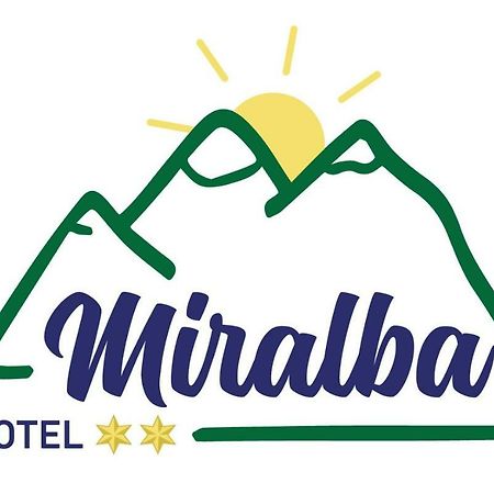 Hotel Miralba Alba de los Cardaños Eksteriør bilde